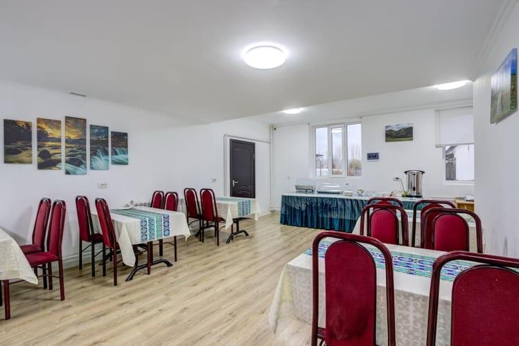 Olive Hotel Kochkor Extérieur photo