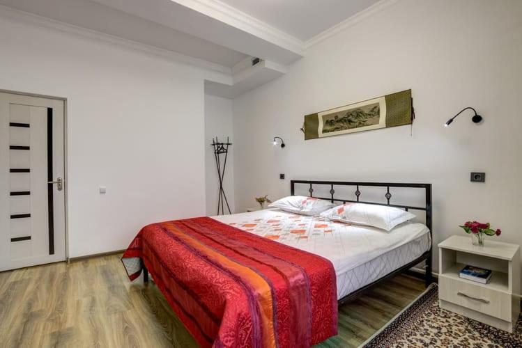 Olive Hotel Kochkor Extérieur photo